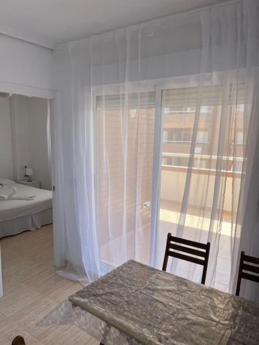 Primera Linea De Playa, Pies En La Arena, Marina D'or Magic Word Apartment El Borseral