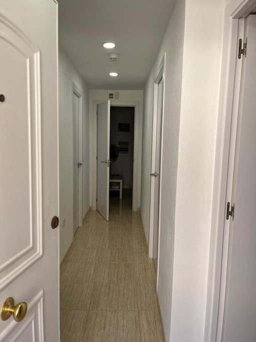 Apartment Primera Linea De Playa, Pies En La Arena, Marina D'or Magic Word