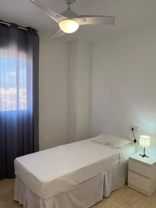 Apartment Primera Linea De Playa, Pies En La Arena, Marina D'or Magic Word *