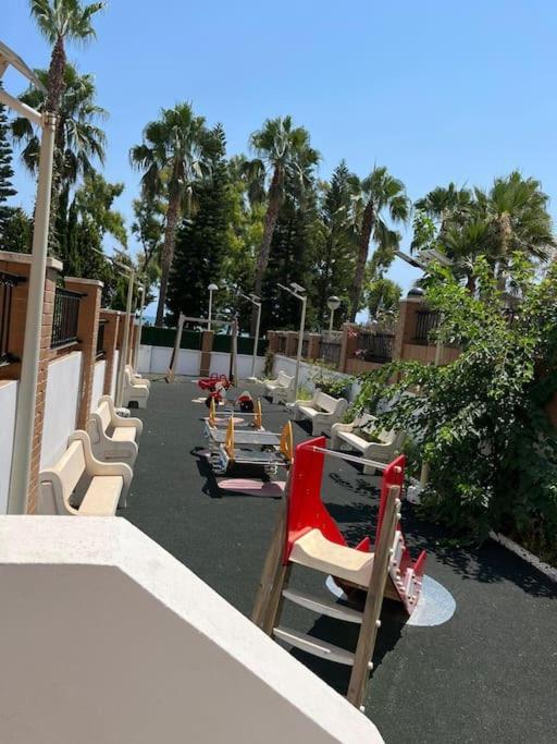 Primera Linea De Playa, Pies En La Arena, Marina D'or Magic Word Apartment El Borseral