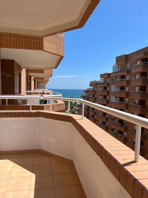 Primera Linea De Playa, Pies En La Arena, Marina D'or Magic Word Apartment *